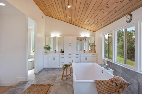 $1,340,000 | 2495 Meadow Creek Road, Lincoln, CA 95648