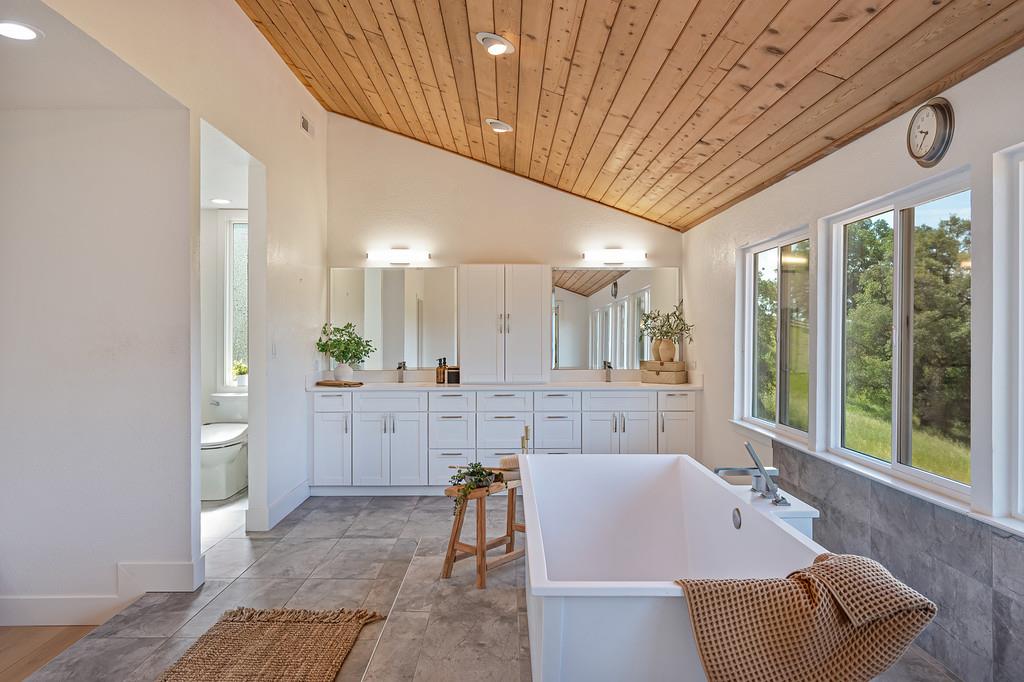 2495 Meadow Creek Road Lincoln, CA 95648 - Photo 52 of 73