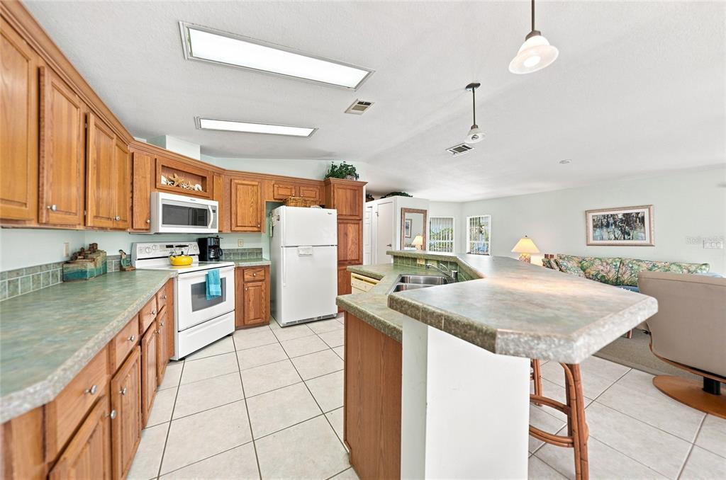 27 Hague Road Punta Gorda, FL 33950 - Photo 12 of 73 Gallery Image 12