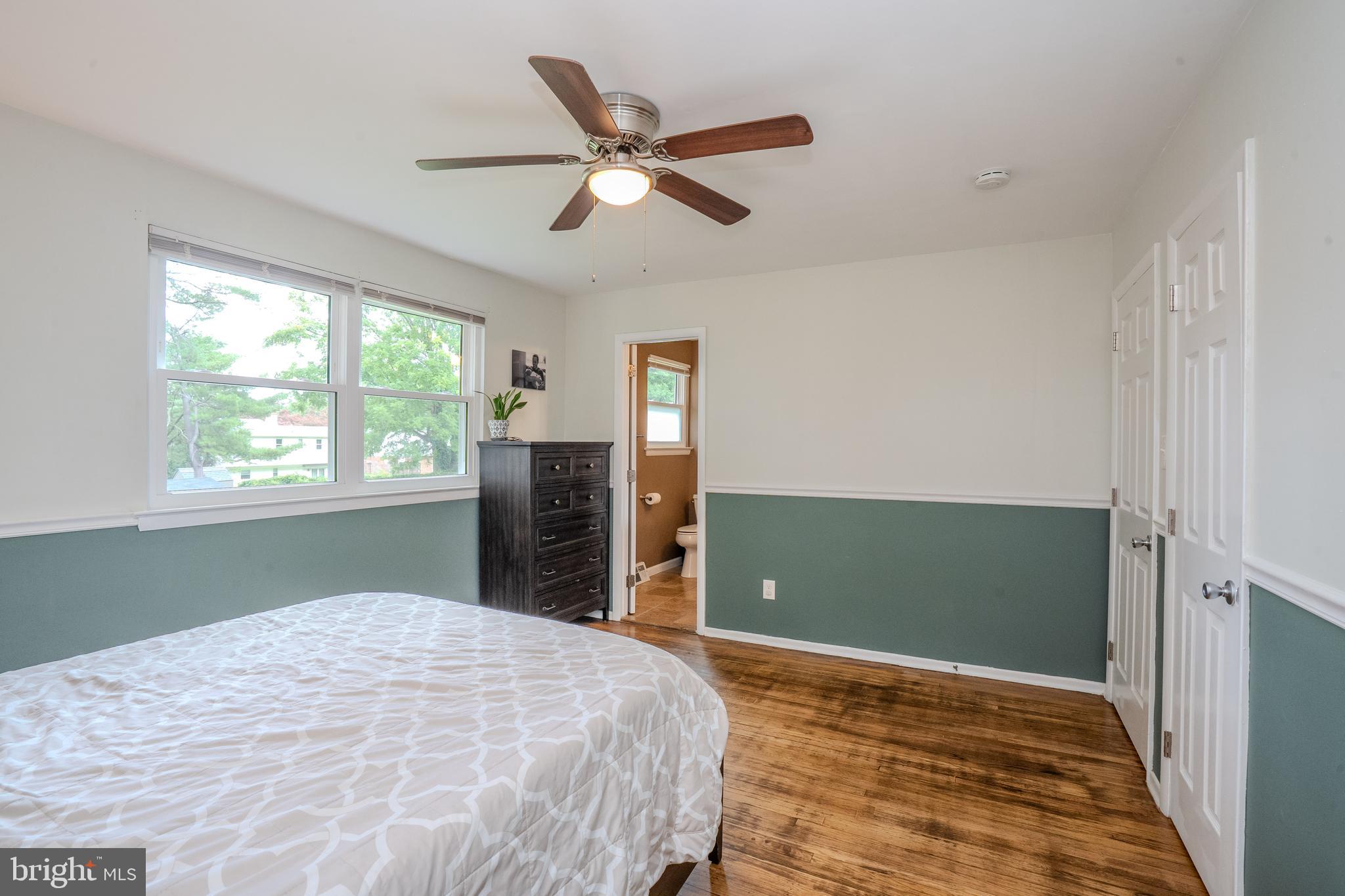 697 Cherry Tree Road Upper Chichester, PA 19014 - Photo 16 of 56