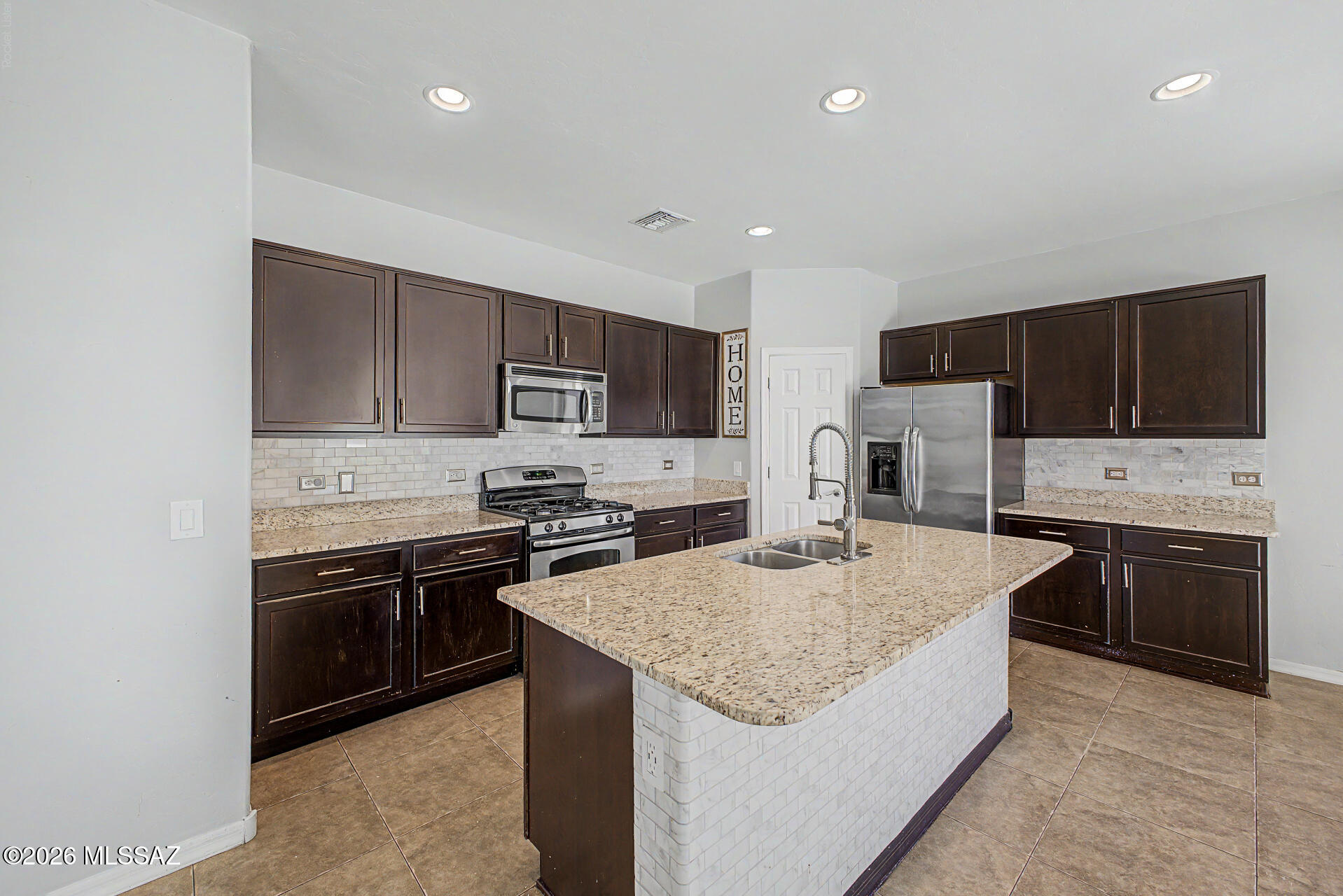 574 South Desert Haven Road Vail, AZ 85641 - Photo 9 of 42 10 - Desert Haven