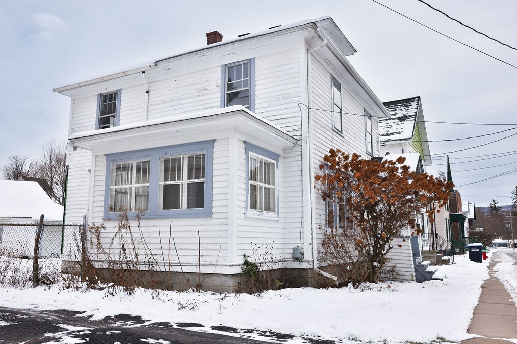 16 Gault Avenue Oneonta, NY 13820 - Photo 3 of 46