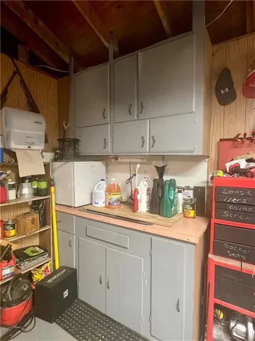 $235,000 | 1670 Roncelli Road, Lexington, MO 64067