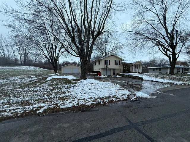 $235,000 | 1670 Roncelli Road, Lexington, MO 64067