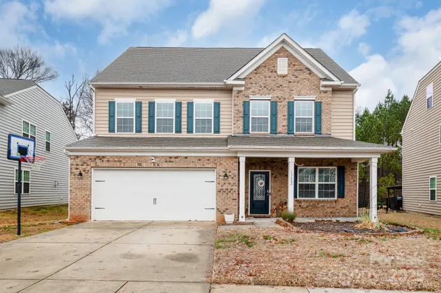 $560,000 | 13602 Canterbury Castle Drive, Charlotte, NC 28273