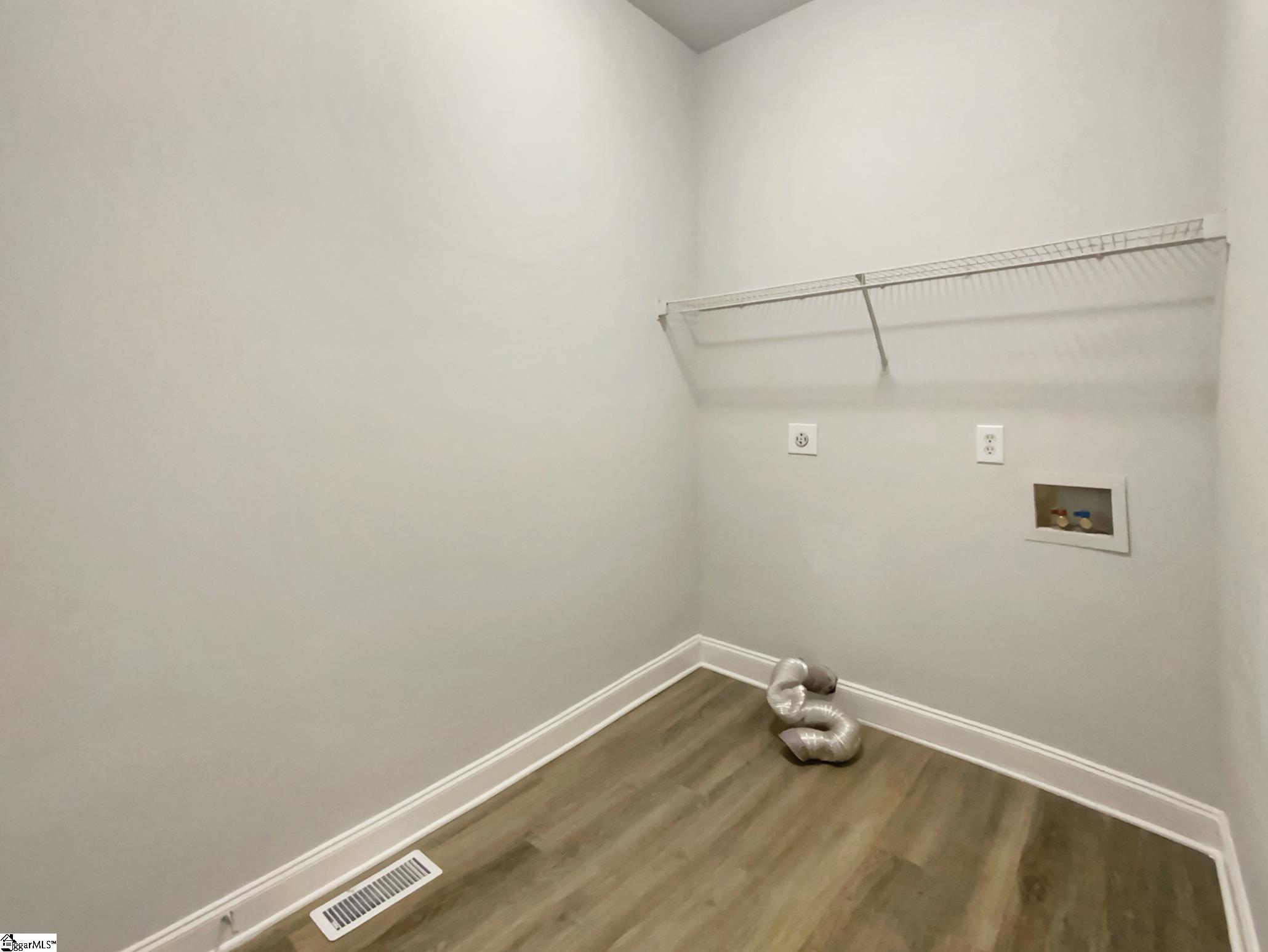 2069 Dickson Road Inman, SC 29349 - Photo 16 of 29