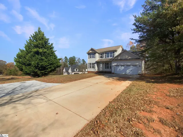 $366,000 | 2069 Dickson Road, Inman, SC 29349