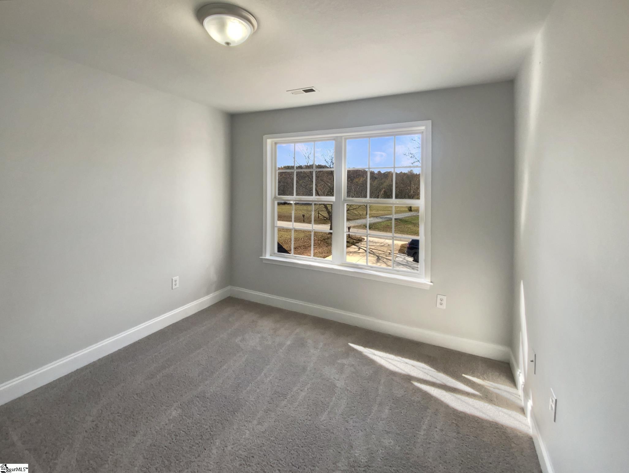 2069 Dickson Road Inman, SC 29349 - Photo 3 of 29