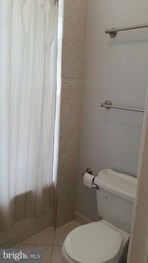 1925 Gales Street Northeast Washington, DC 20002 - Photo 10 of 20 Bath