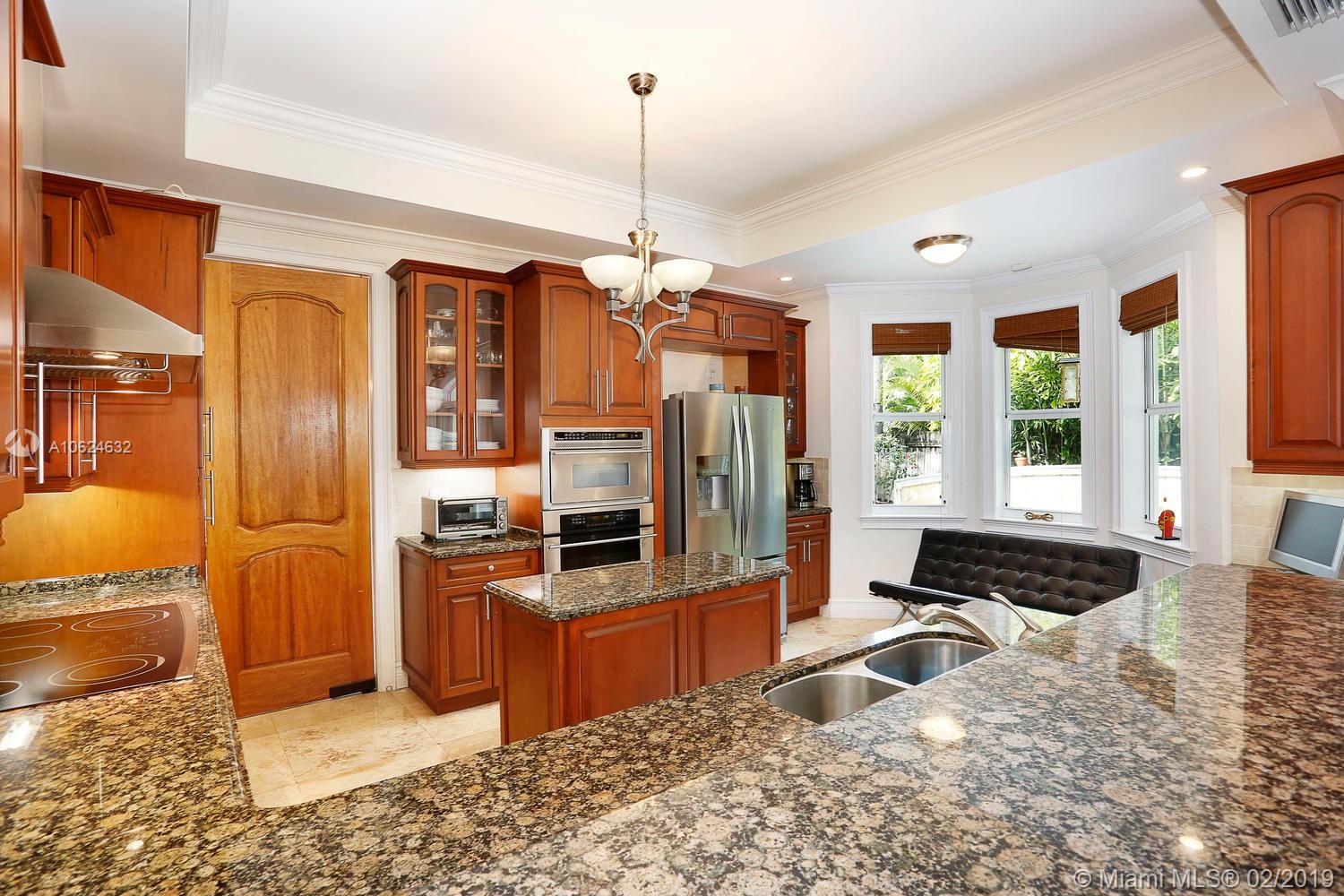 4073 Battersea Road Coconut Grove, FL 33133 - Photo 11 of 36 Gallery Image 11