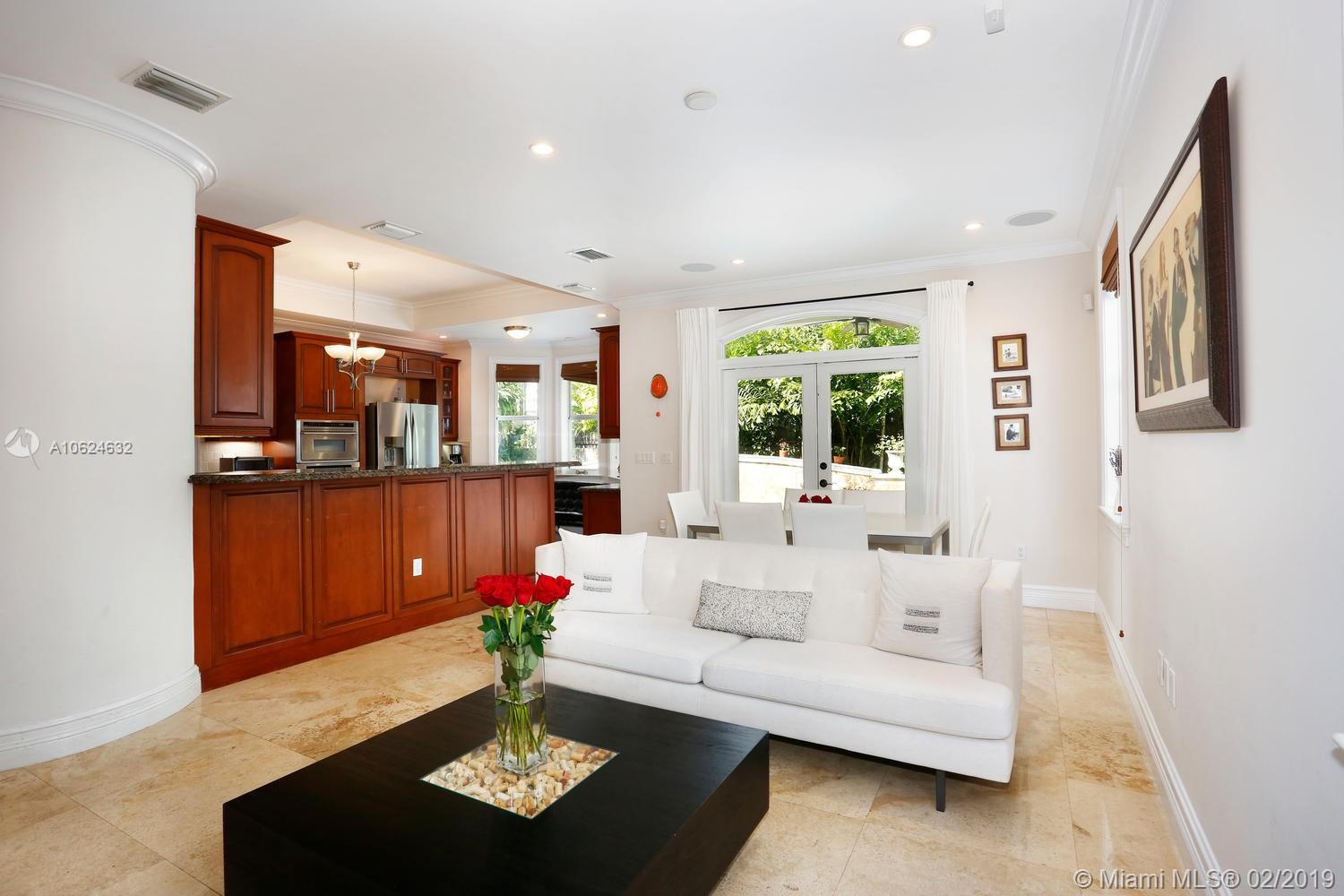 4073 Battersea Road Coconut Grove, FL 33133 - Photo 15 of 36 Gallery Image 15