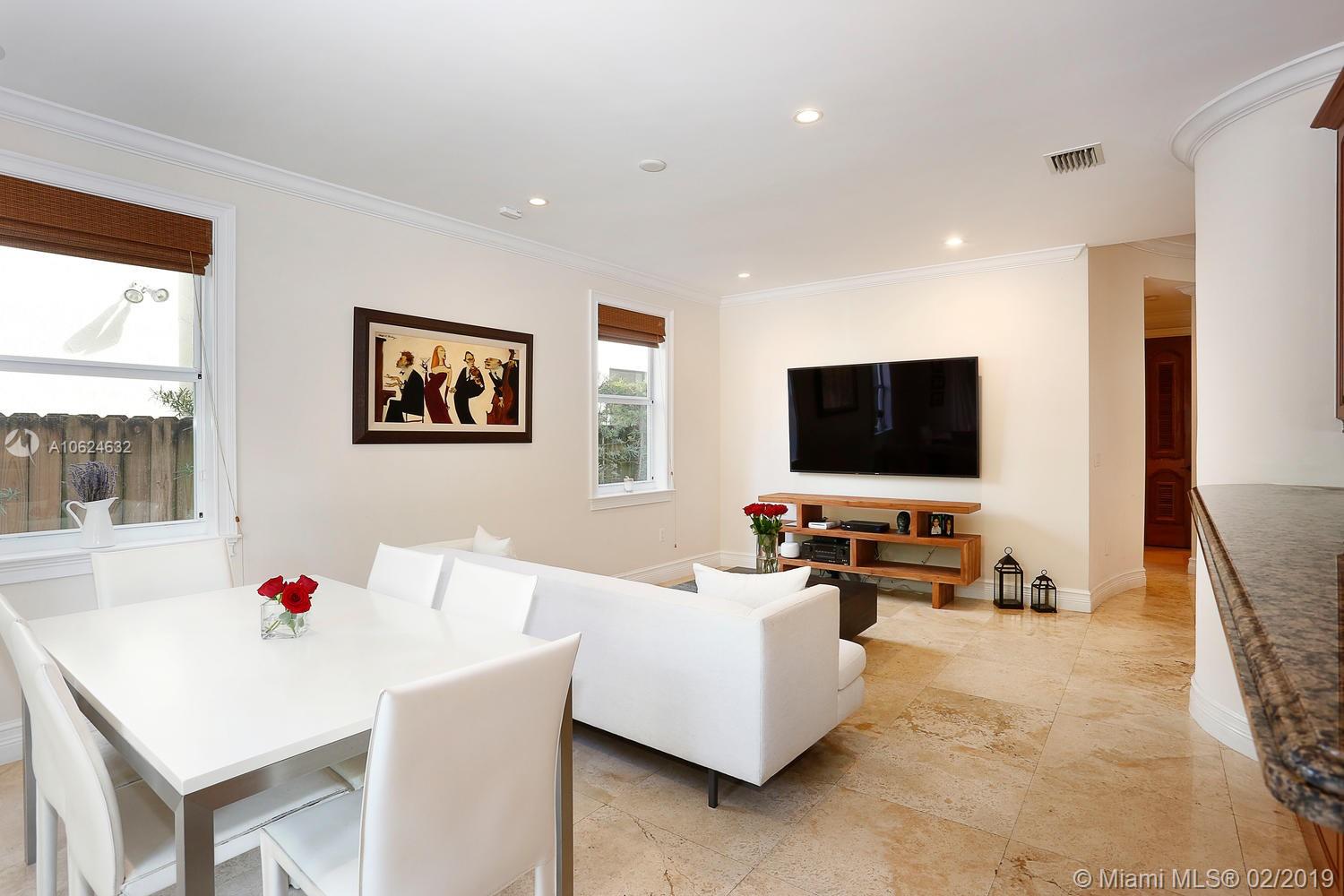 4073 Battersea Road Coconut Grove, FL 33133 - Photo 16 of 36 Gallery Image 16