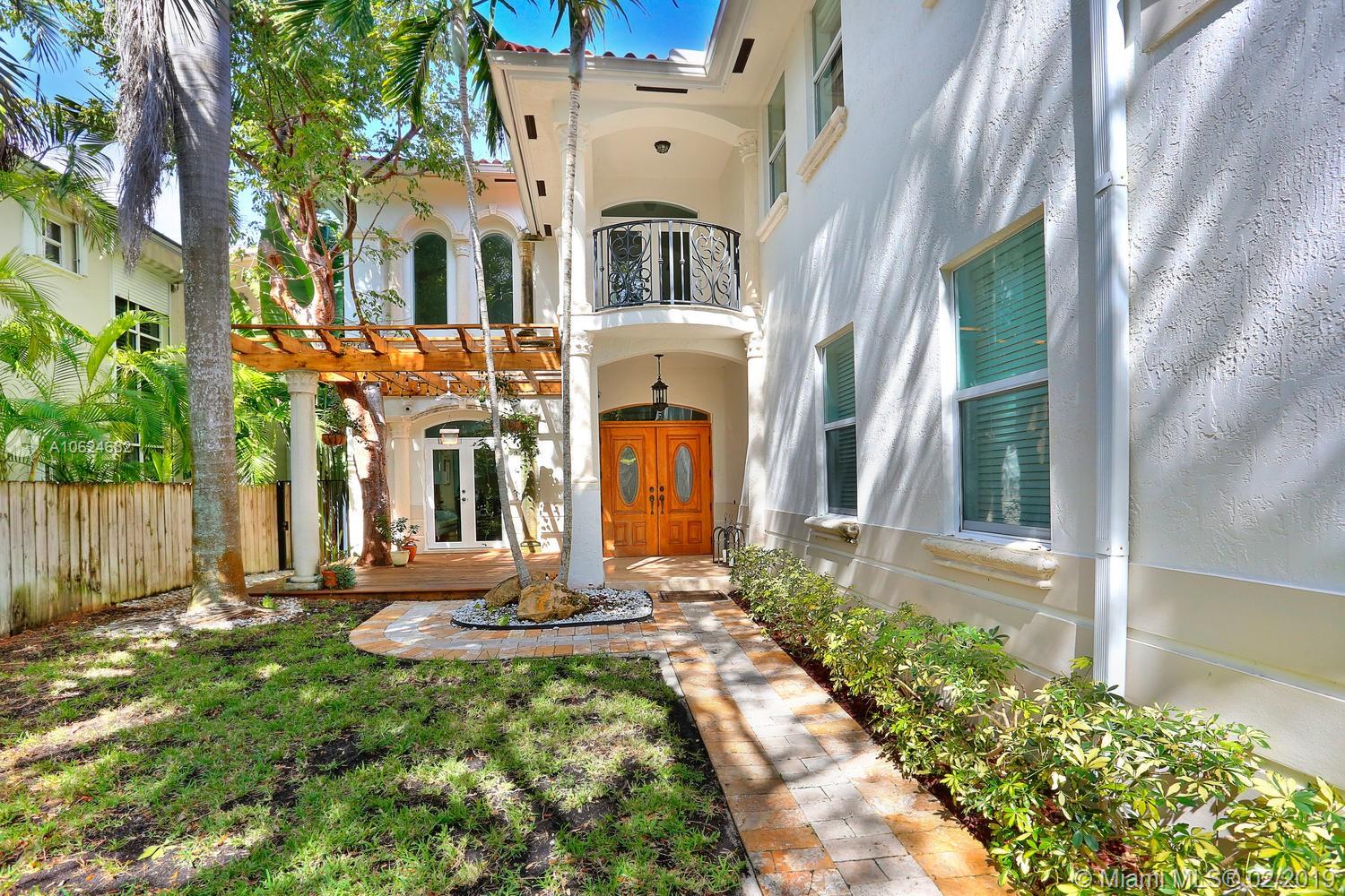 4073 Battersea Road Coconut Grove, FL 33133 - Photo 3 of 36 Gallery Image 3
