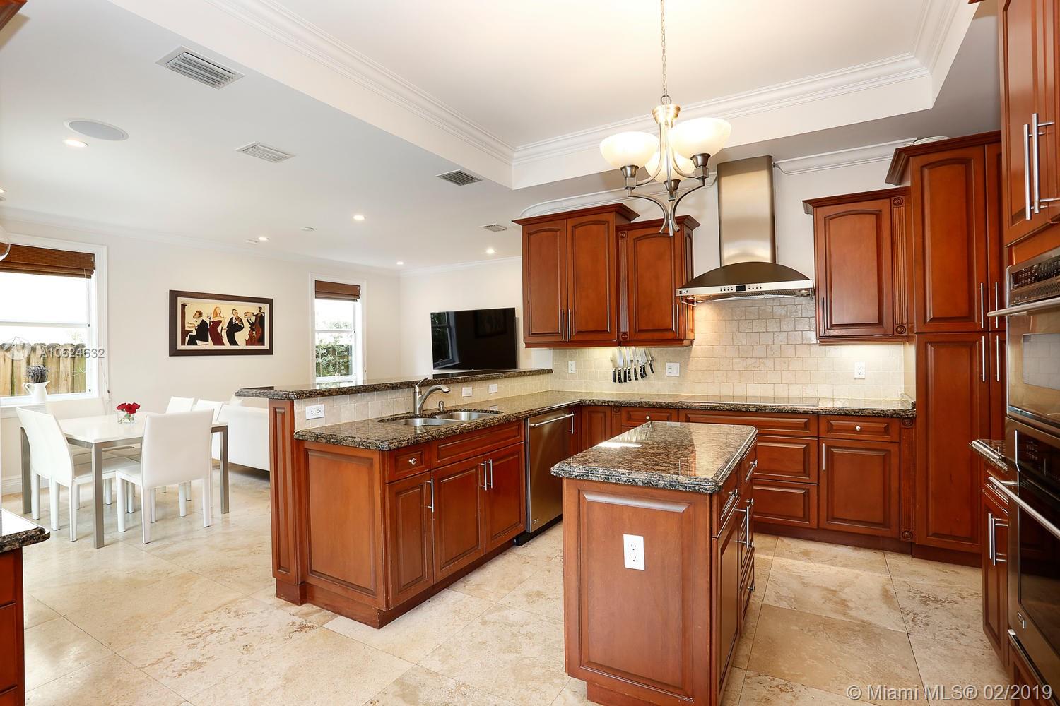 4073 Battersea Road Coconut Grove, FL 33133 - Photo 9 of 36 Gallery Image 9