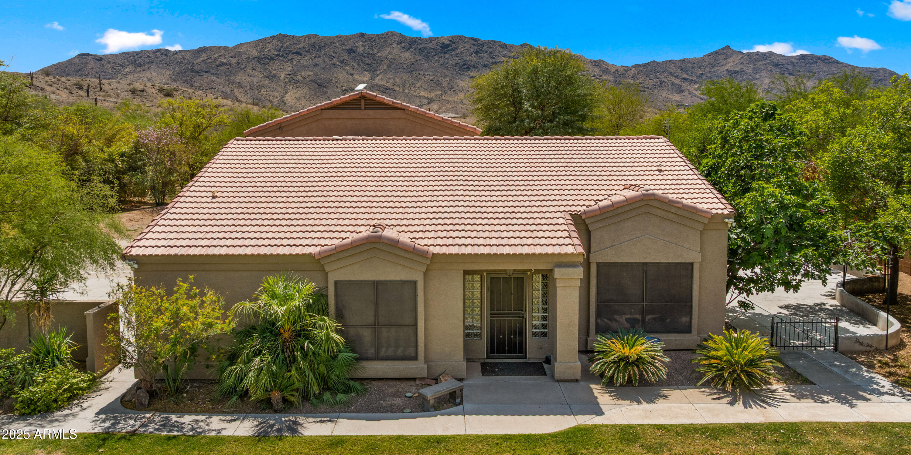 2311 West Dobbins Road Phoenix, AZ 85041 - Photo 68 of 68 Front of Home