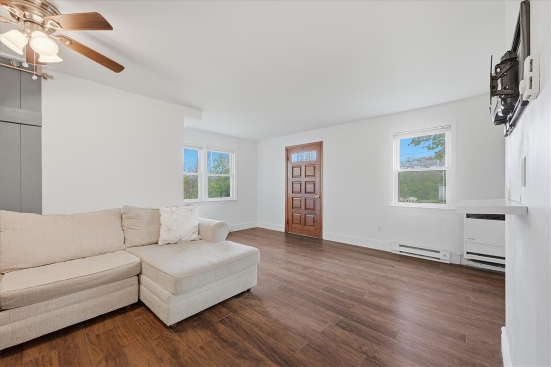 169 Church Street Westerly, RI 02808 - Photo 8 of 33