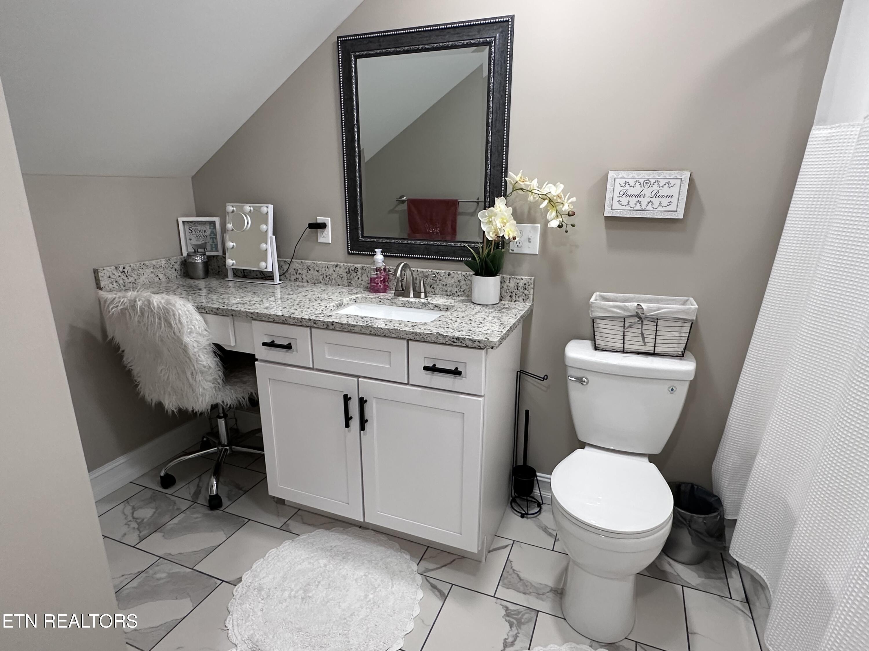 427 Cromwe Street Harrogate, TN 37752 - Photo 29 of 37 F97CB983-FA28-4493-958C-D18C985C627C