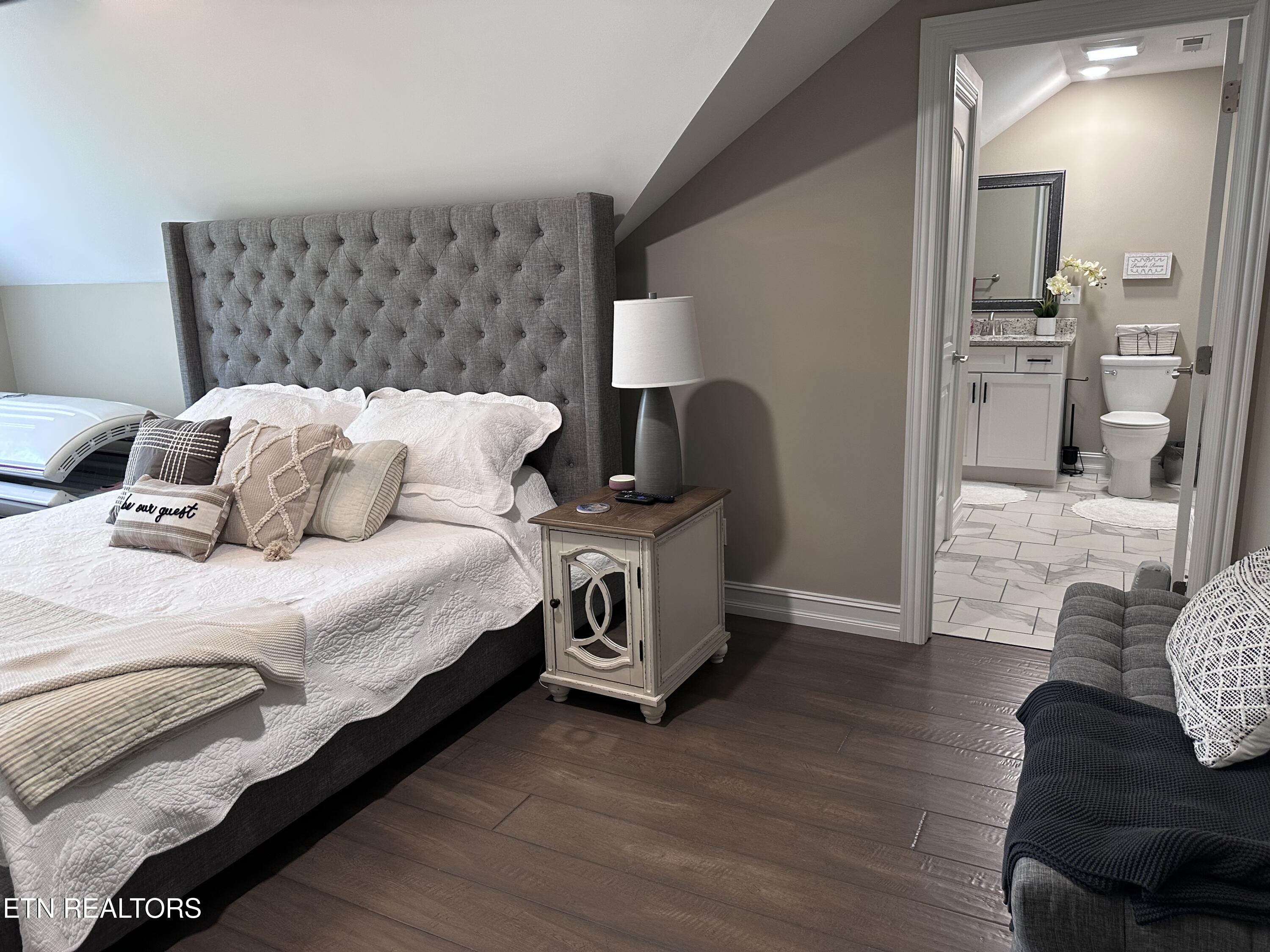 427 Cromwe Street Harrogate, TN 37752 - Photo 30 of 37 31DE6B4A-9498-4094-BBCC-8F4FDFD6C32A