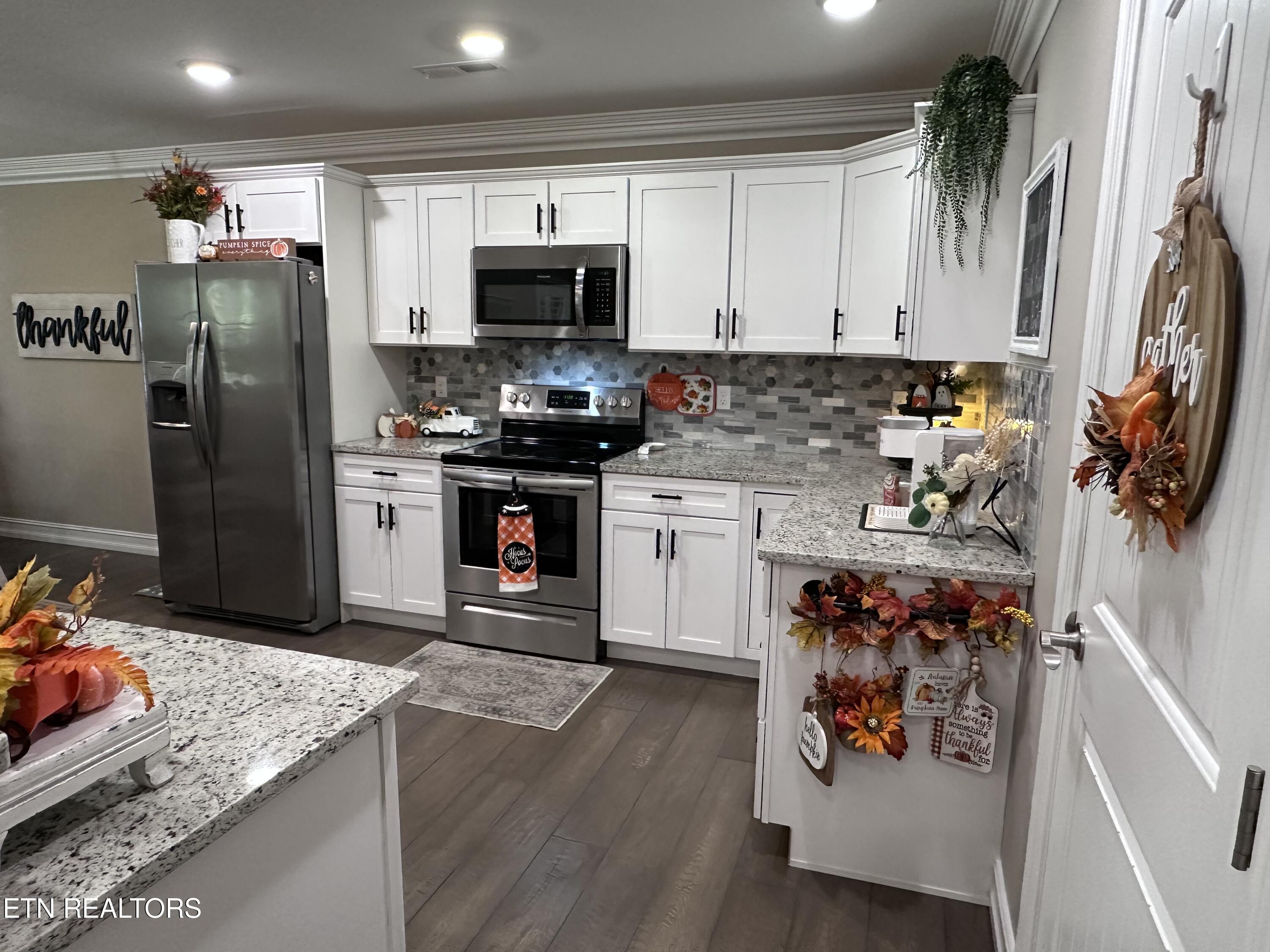 427 Cromwe Street Harrogate, TN 37752 - Photo 7 of 37 7073592A-C5FB-49E0-9F85-A4F1B6B1BDA7