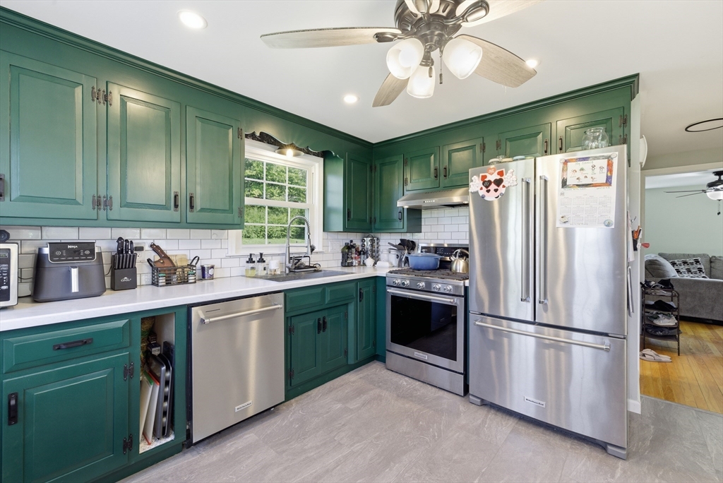 60 Old Orchard Road Hampden, MA 01036 - Photo 5 of 29