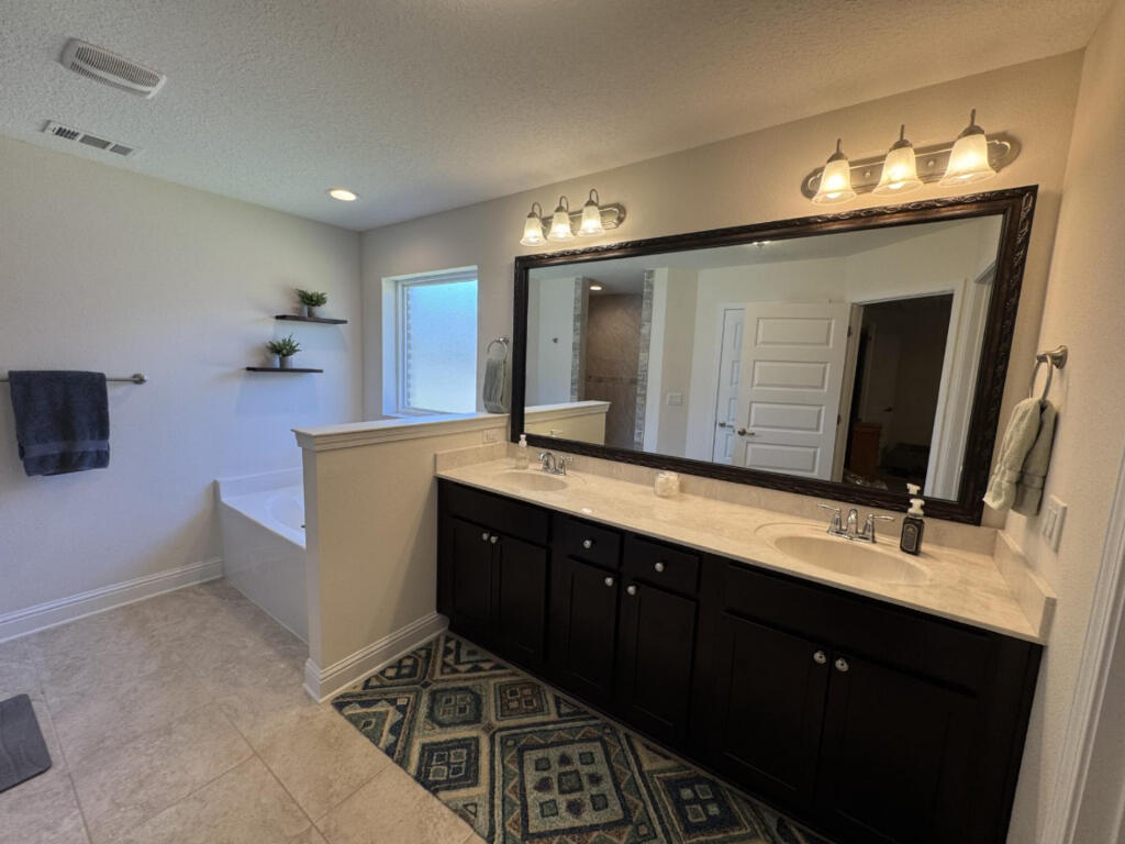 6039 Walk Along Way Crestview, FL 32536 - Photo 23 of 43 41285_68c5d6c2ab5cb_09.13.2025_image-24