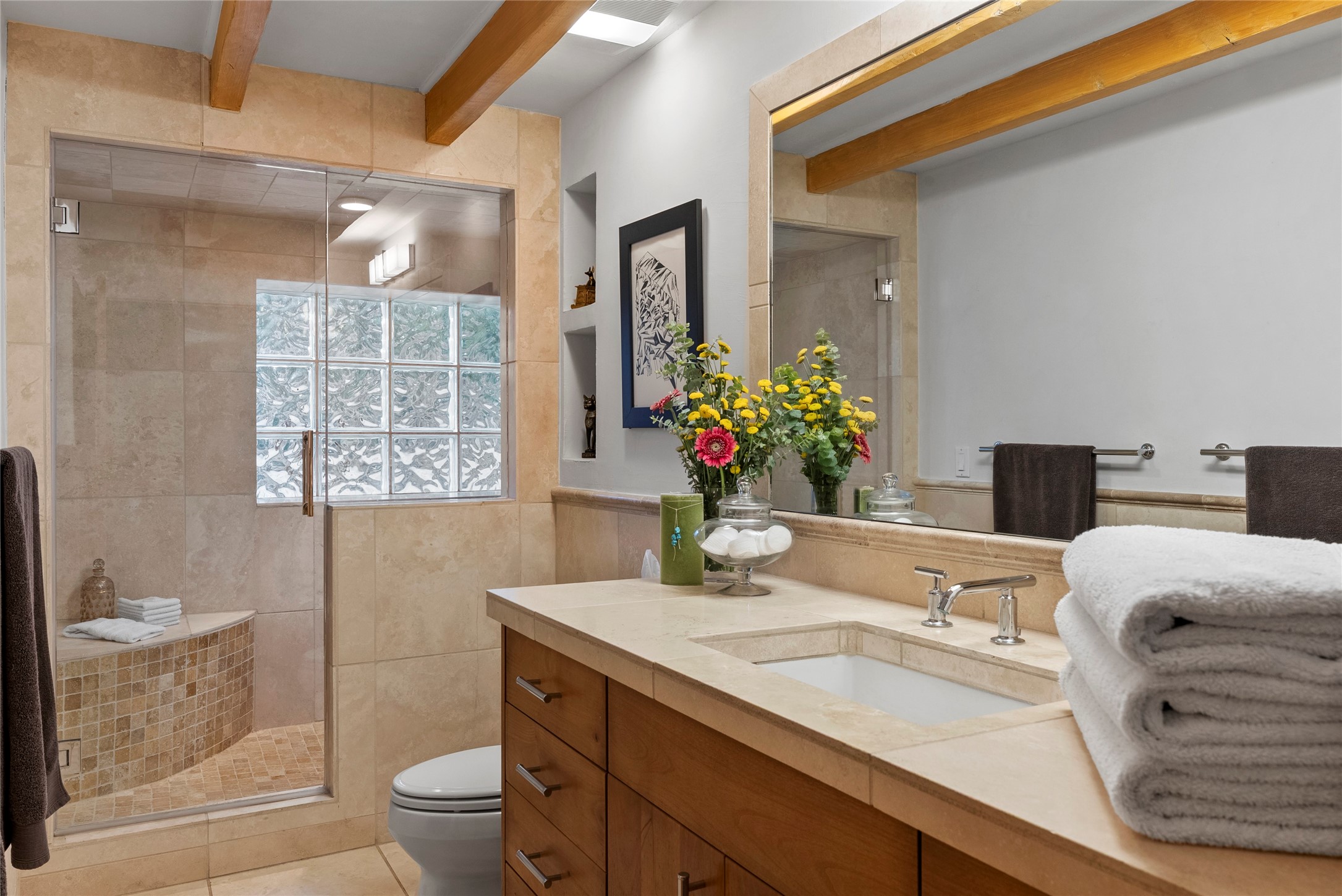 15 Cielo Cumbre Road Santa Fe, NM 87505 - Photo 29 of 46 Guest Bathroom