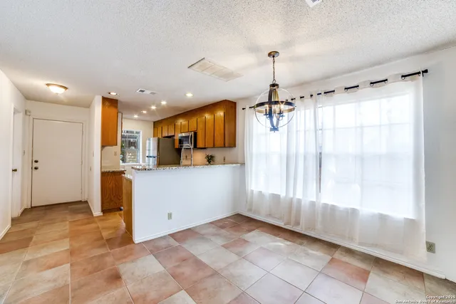 $179,900 | 11815 Vance Jackson Road, Unit E501, San Antonio, TX 78230