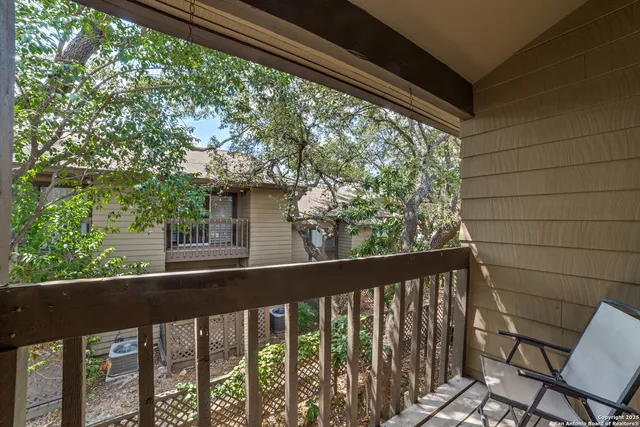 $179,900 | 11815 Vance Jackson Road, Unit E501, San Antonio, TX 78230