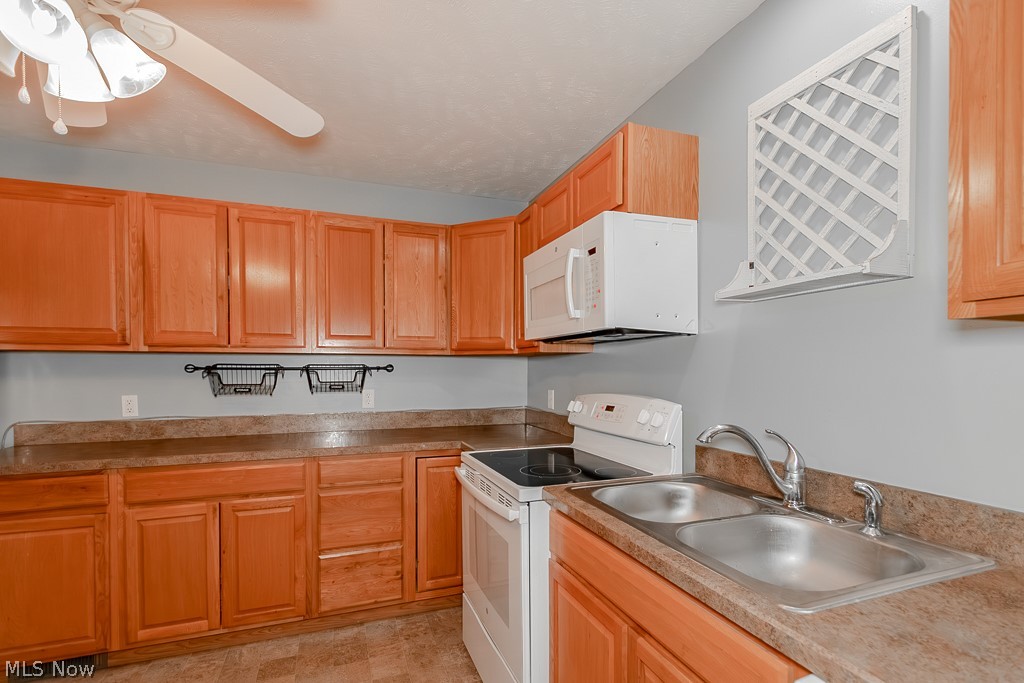 5930 Lake Road West, Unit 1402 Ashtabula, OH 44004 - Photo 10 of 24