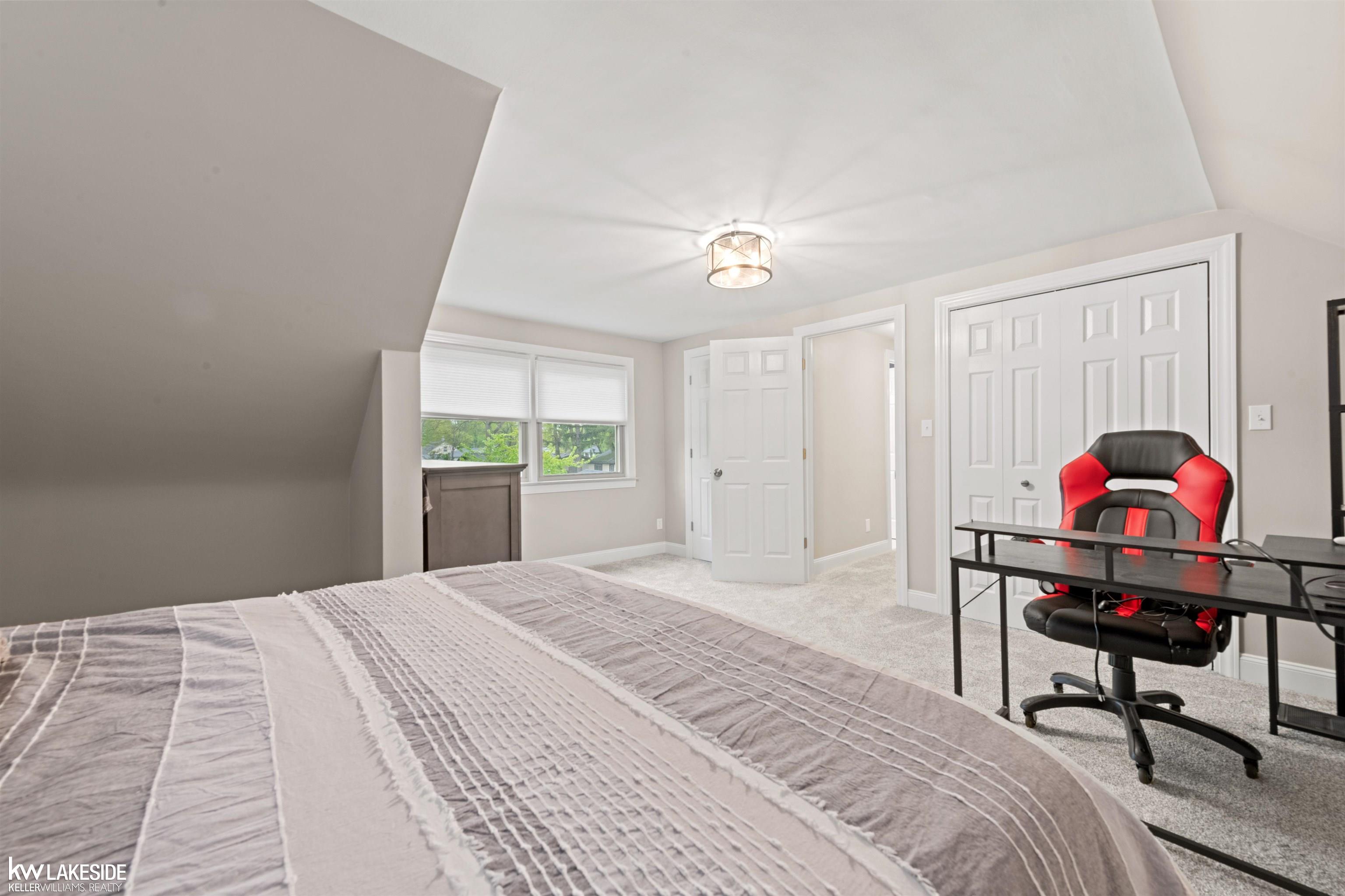 27080 South River Road Harrison Township, MI 48045 - Photo 31 of 40