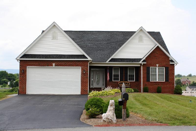 101 Summit Ridge Road Daleville, VA 24083 - Photo 1 of 55 101 Summit Ridge Rd
