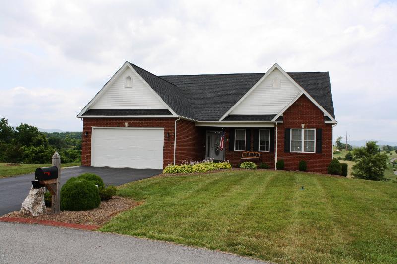 101 Summit Ridge Road Daleville, VA 24083 - Photo 4 of 55 Front