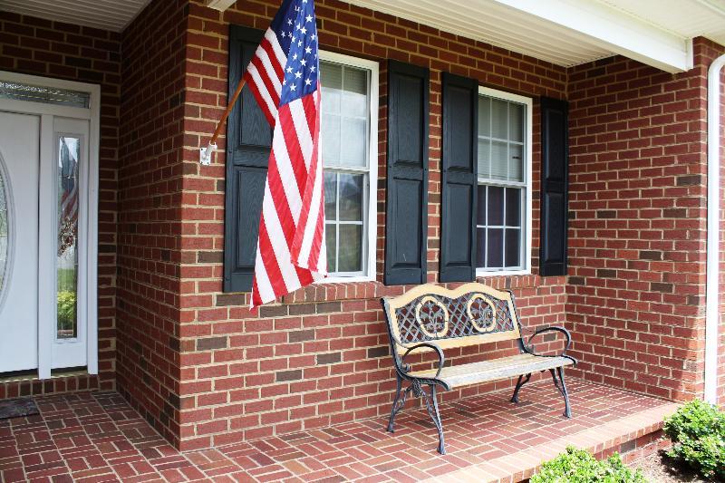 101 Summit Ridge Road Daleville, VA 24083 - Photo 6 of 55 Front