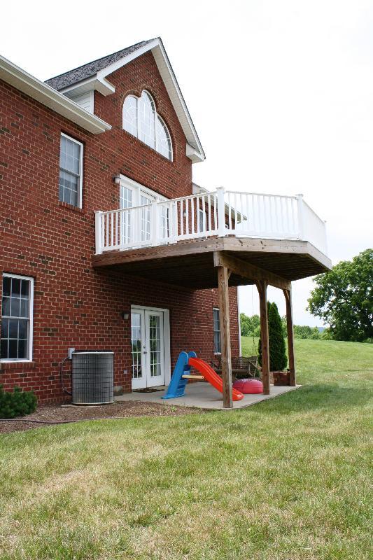 101 Summit Ridge Road Daleville, VA 24083 - Photo 8 of 55 Back