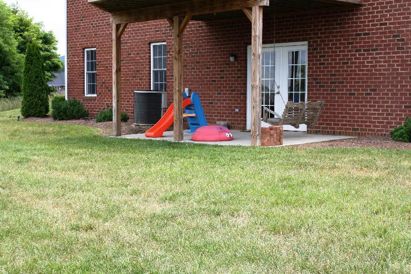 101 Summit Ridge Road Daleville, VA 24083 - Photo 10 of 55 Patio