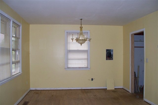 509 Glenn Road Greenville, SC 29607 - Photo 2 of 7 Gallery Image 2