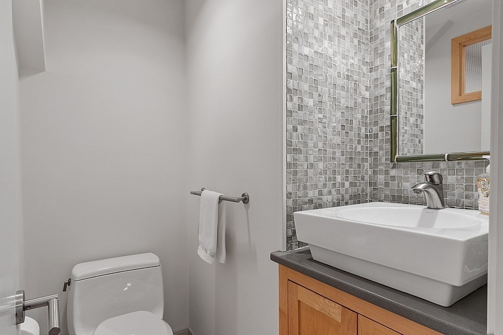 50 Prospect Hill Road Lexington, MA 02421 - Photo 22 of 41