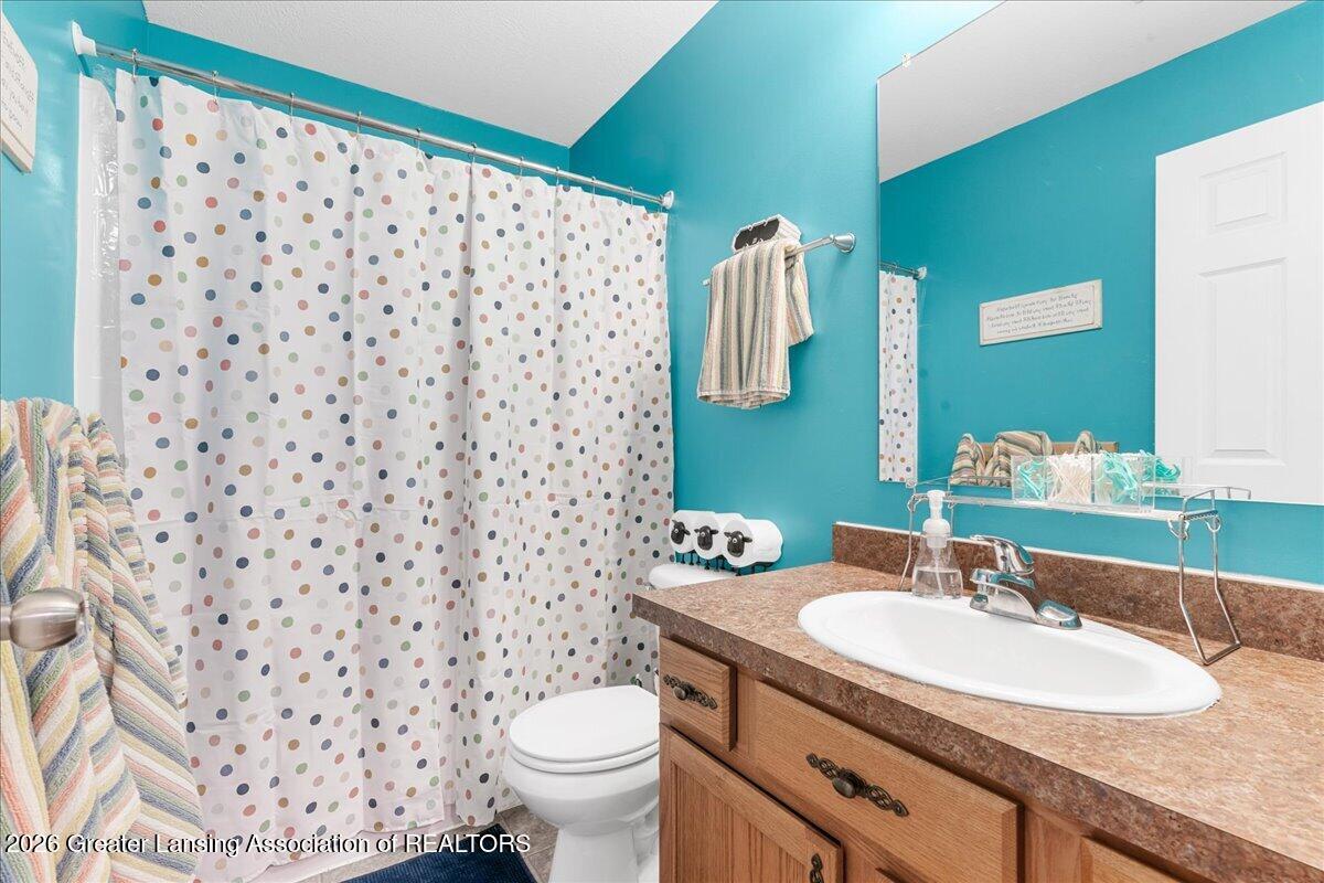8789 Justonian Way Dimondale, MI 48821 - Photo 22 of 45 37-Media Jett - 23