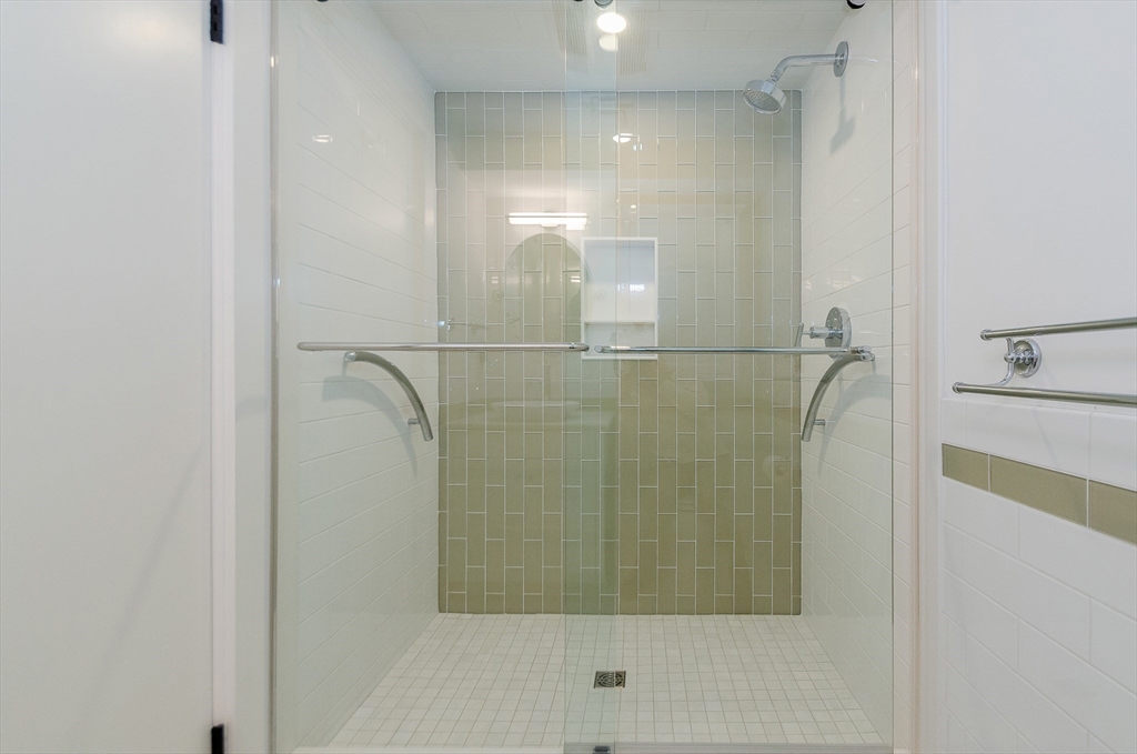 345 Point Road Marion, MA 02738 - Photo 29 of 41 a bathroom with a shower