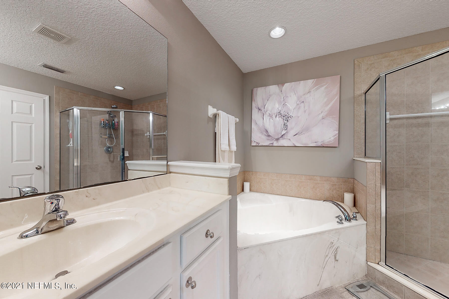3252 Chestnut Ridge Way Orange Park, FL 32065 - Photo 25 of 45 Owners Bath