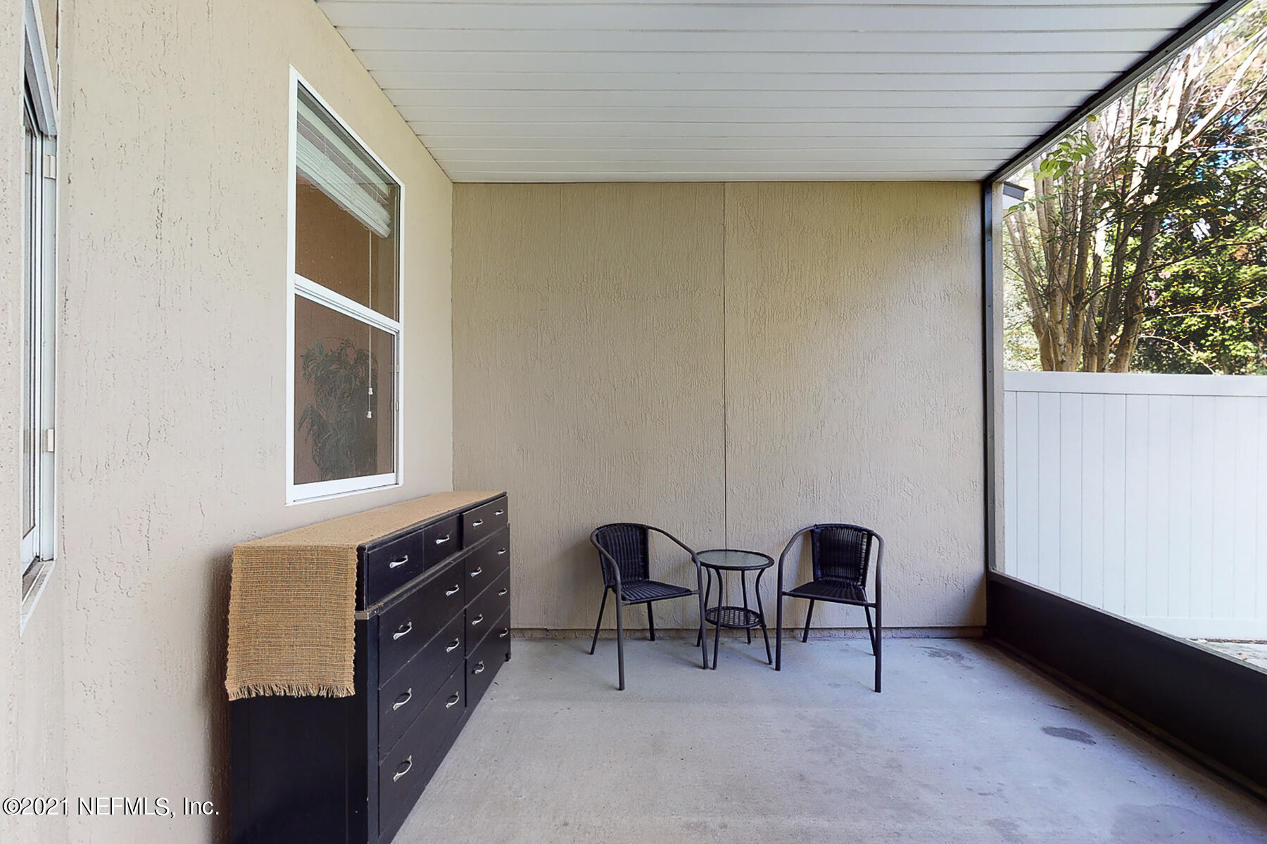 3252 Chestnut Ridge Way Orange Park, FL 32065 - Photo 34 of 45 Screened Patio
