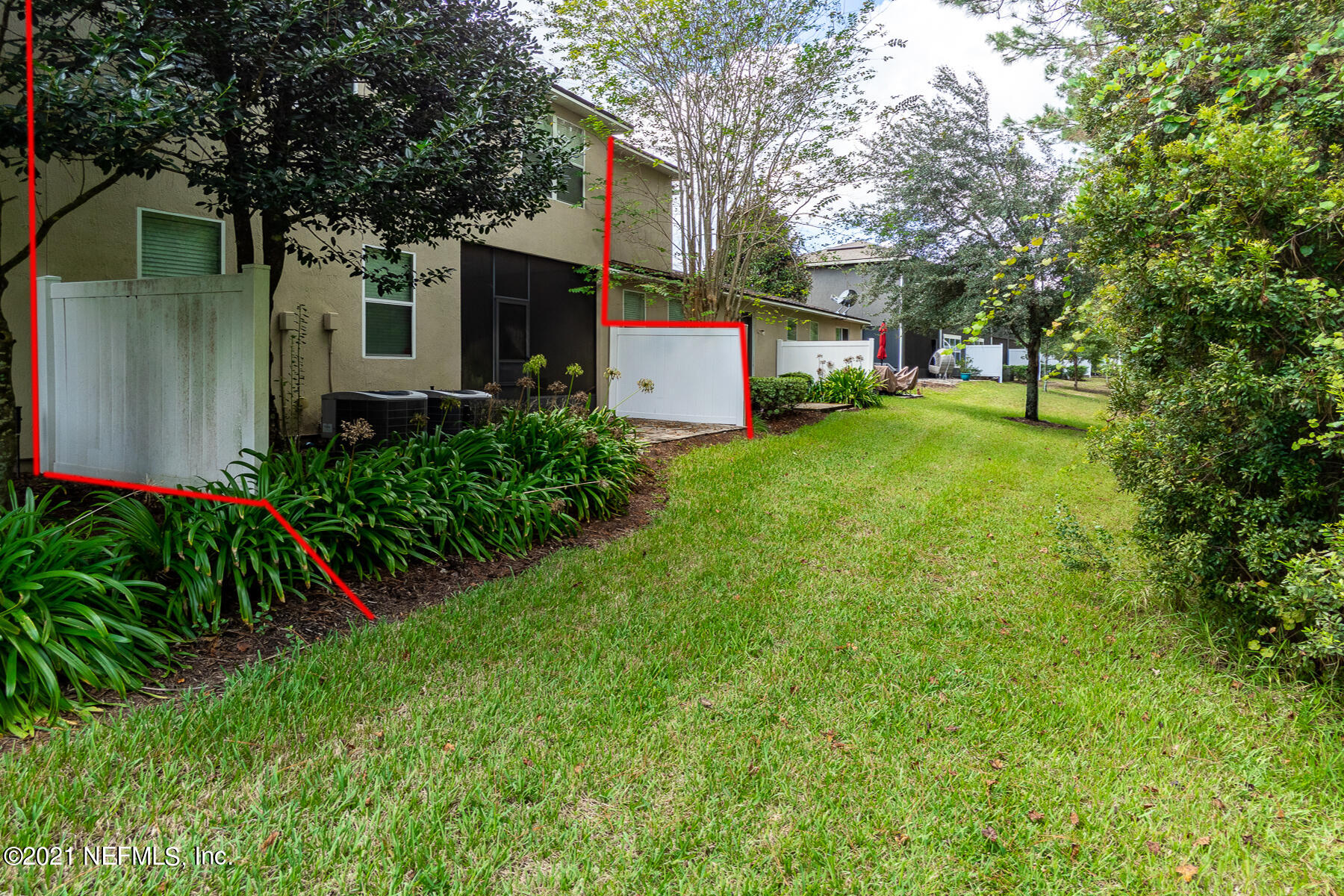 3252 Chestnut Ridge Way Orange Park, FL 32065 - Photo 36 of 45 Backyard