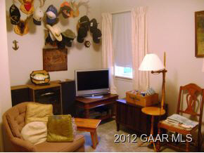 1842 Spring Hill Road Staunton, VA 24401 - Photo 7 of 11 Gallery Image 7
