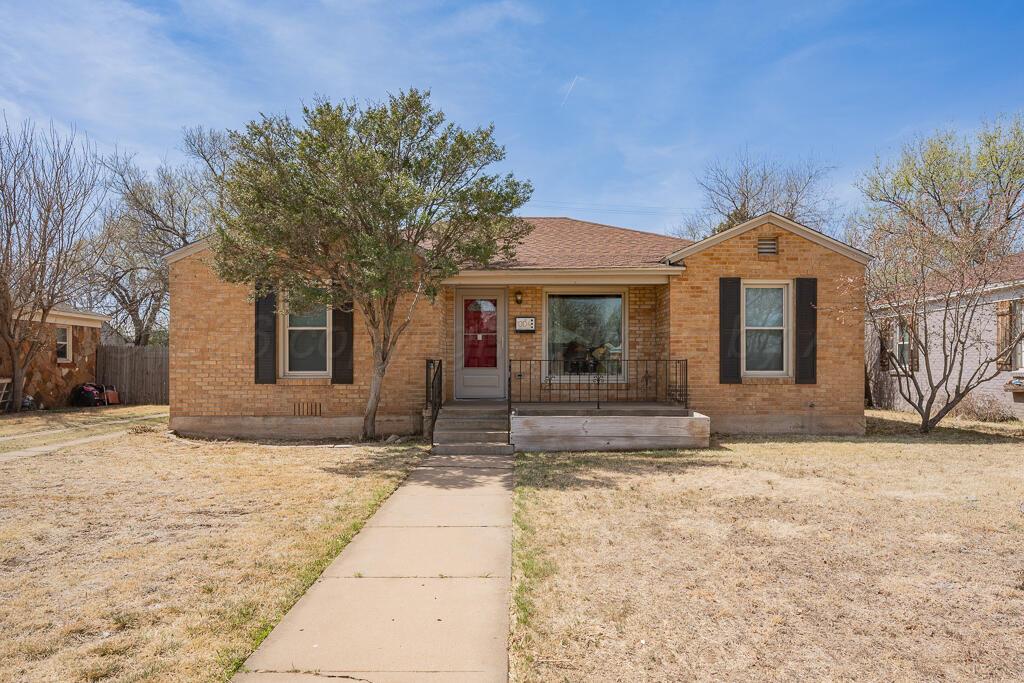 1004 South Bryan Street Amarillo, TX 79102 - Photo 1 of 16 1
