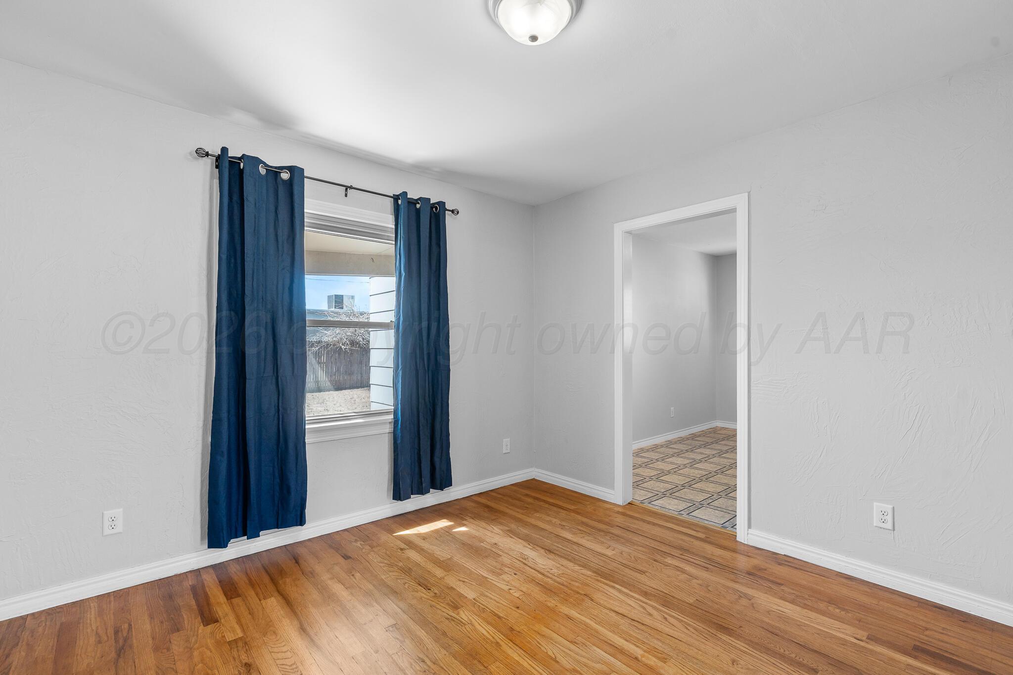 1004 South Bryan Street Amarillo, TX 79102 - Photo 7 of 16 Dining Room