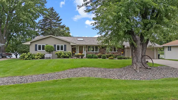 $700,000 | 13931 Lawndale Lane North, Dayton, MN 55327