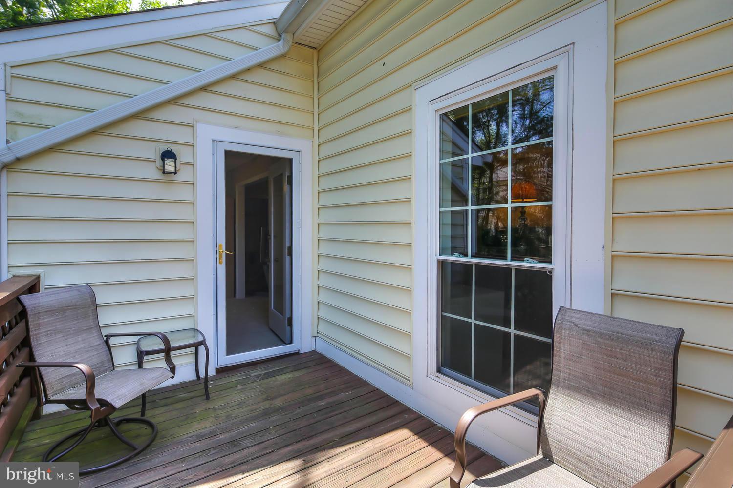 10062 Oakton Terrace Road, Unit 10062 Oakton, VA 22124 - Photo 21 of 24 Exterior (Rear)