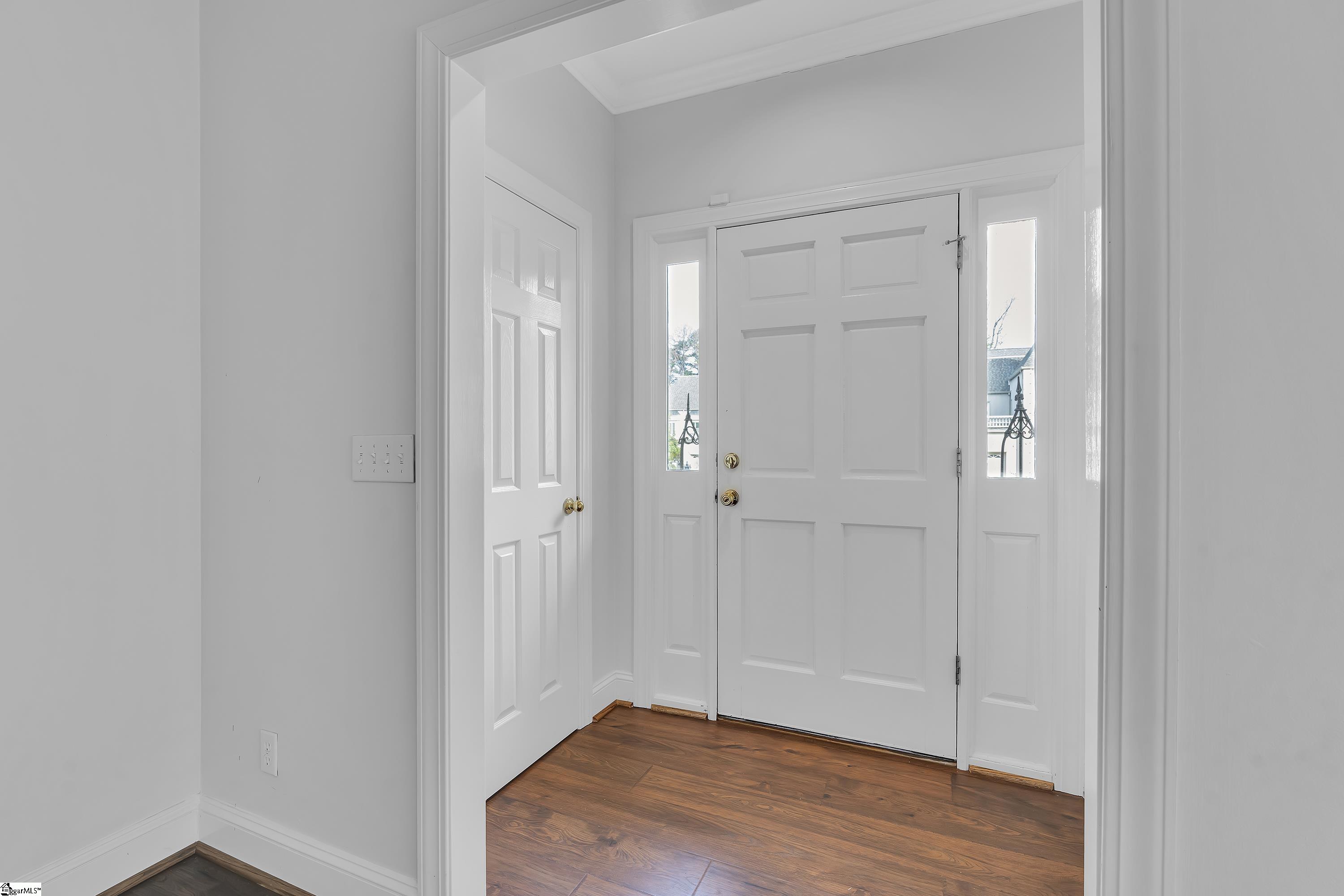 107 Castellan Drive Greer, SC 29650 - Photo 5 of 28