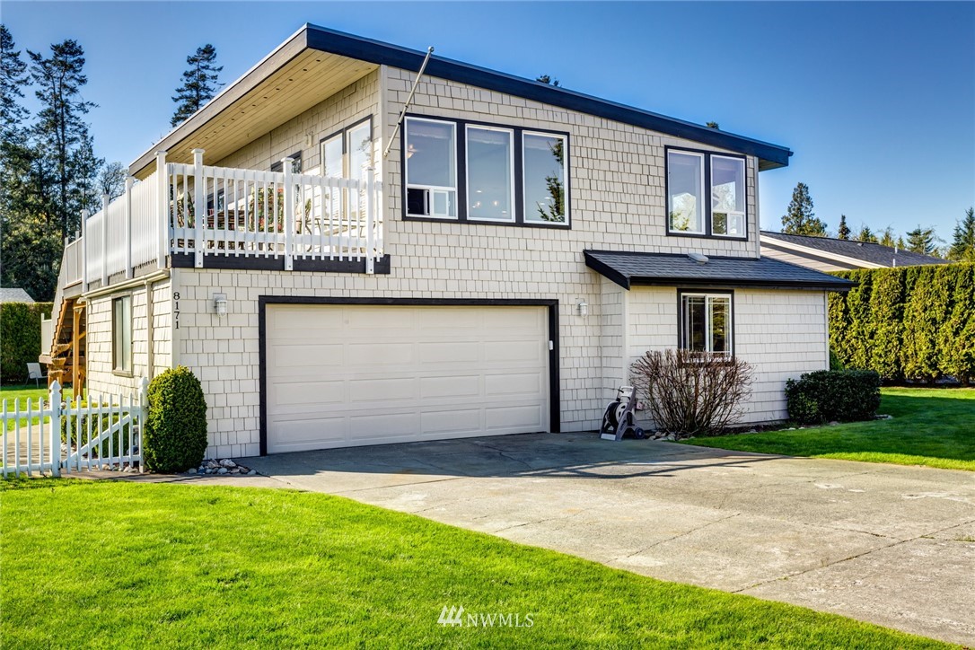 8171 Comox Road Blaine, WA 98230 - Photo 1 of 40 Gallery Image 1