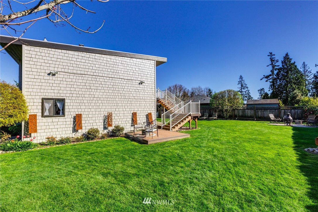 8171 Comox Road Blaine, WA 98230 - Photo 15 of 40 Gallery Image 15